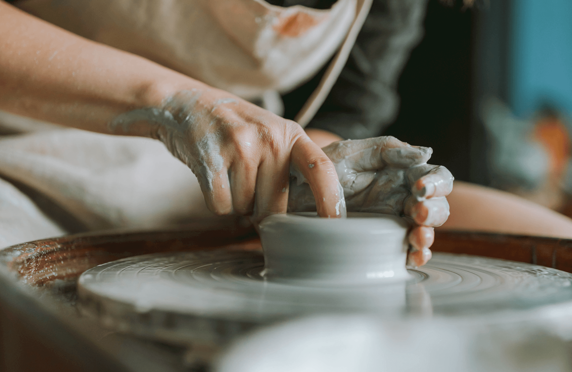 Keramikkurser med drejebænk hos FOF Køge Bugt