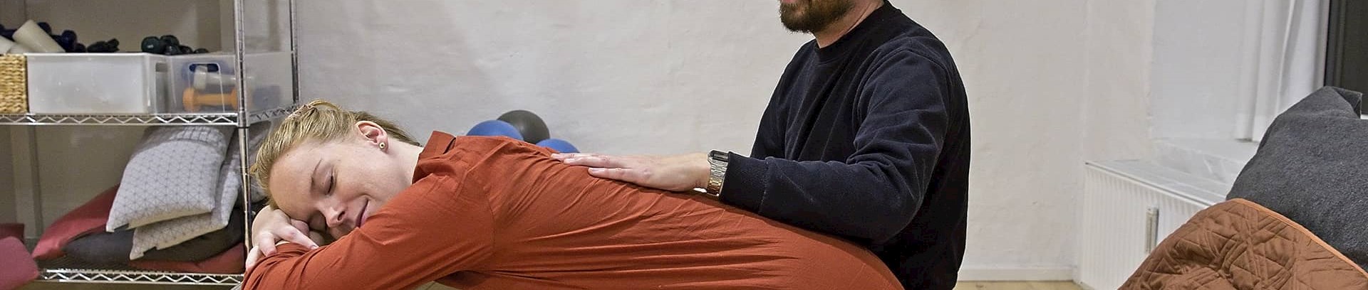 Fødselsvejrtrækning og ve-træning hos FOF Århus i Fødselshuset ved underviser Dorte Wahlberg
