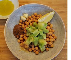 Hummus med broccolistok, FOF Inspiration