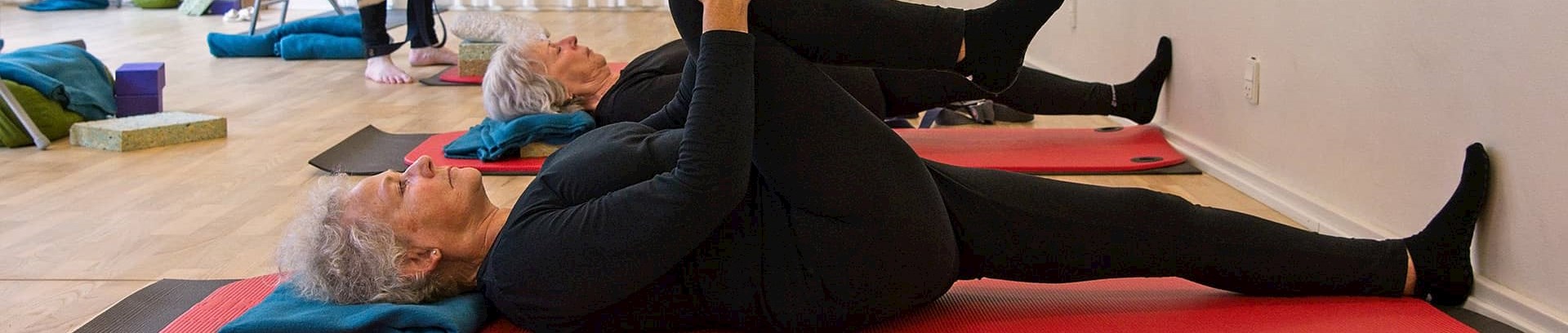Hensyntagende yoga ved FOF Aarhus ved underviser Celia Mikkelsen