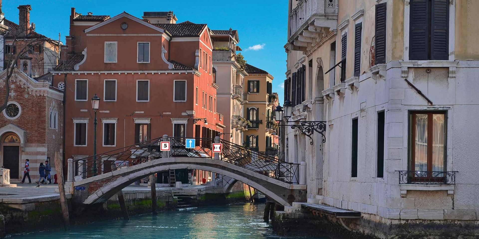 Billede af bro i Venedig