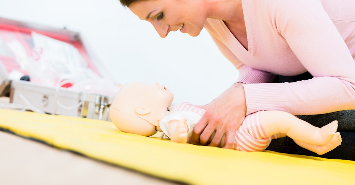 Lær førstehjælp til babyer hos FOF København