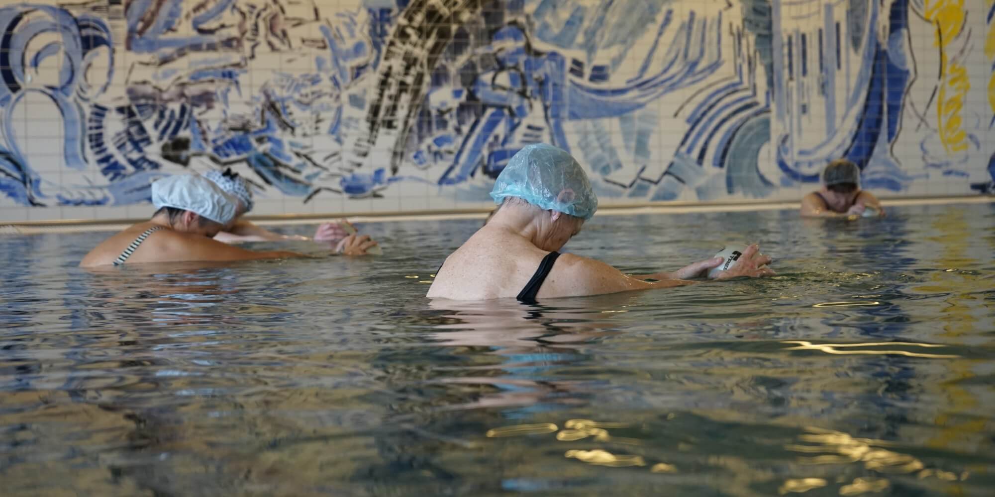 Træning i varmt vand for ryg, skuldre og nakke | FOF Københavns Omegn