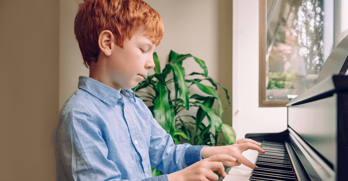 Klaver- og sangundervisning for børn og voksne hos FOF Køge Bugt