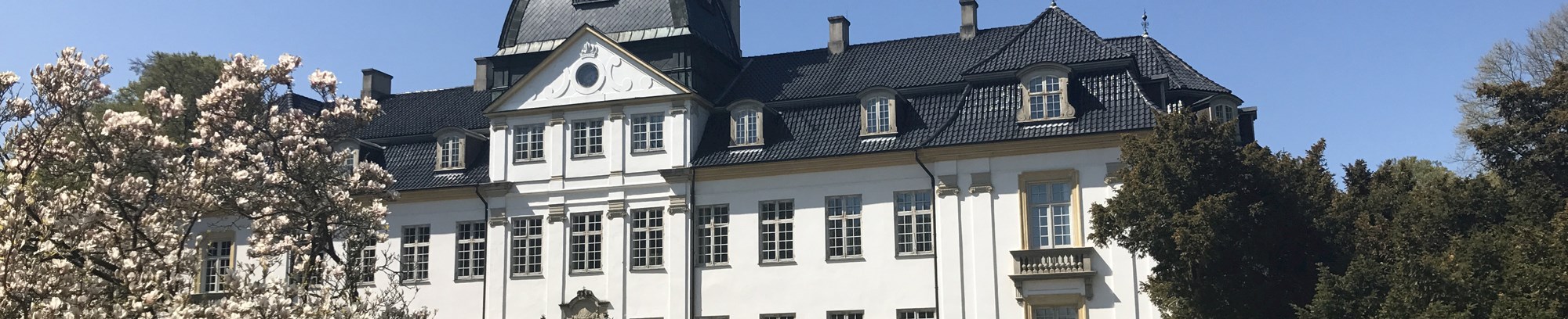 Besøg Charlottenlund Slot med FOF Nordsjælland