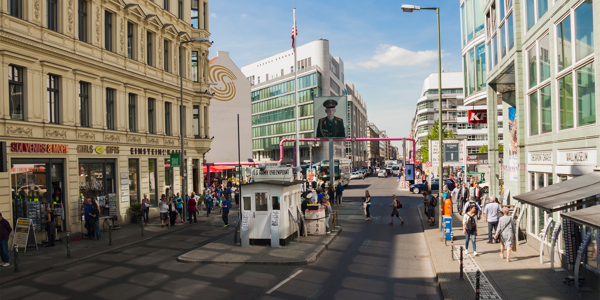 Checkpoint Charlie i Berlin