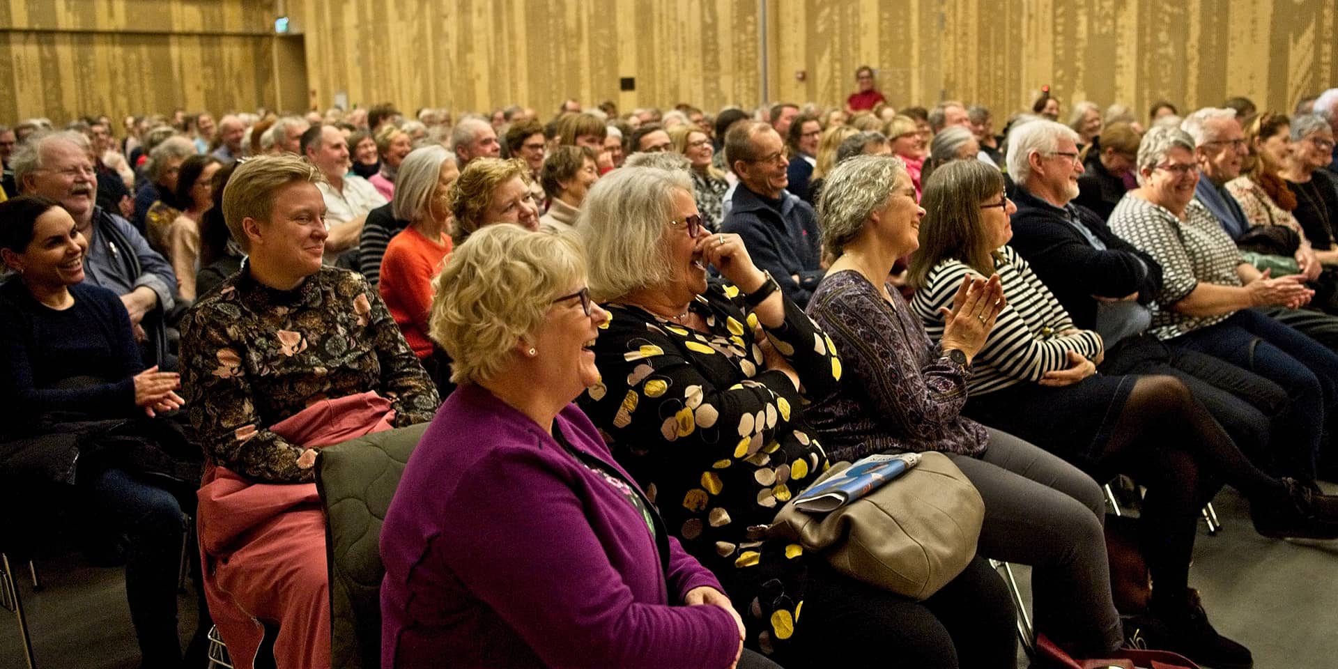 Deltagere til foredrag i FOF Aarhus