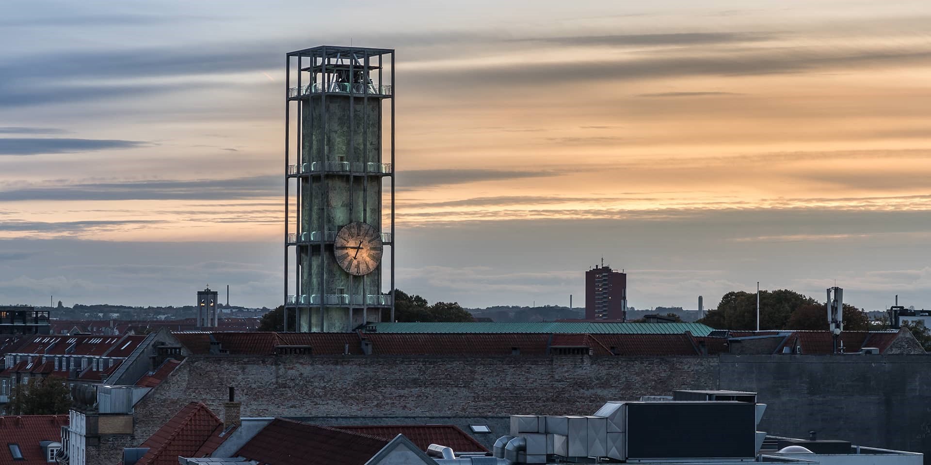 Rådhuset i Aarhus, Danmark. Test dine danske sprogevner. FOF Aftenskolen i Aarhus.